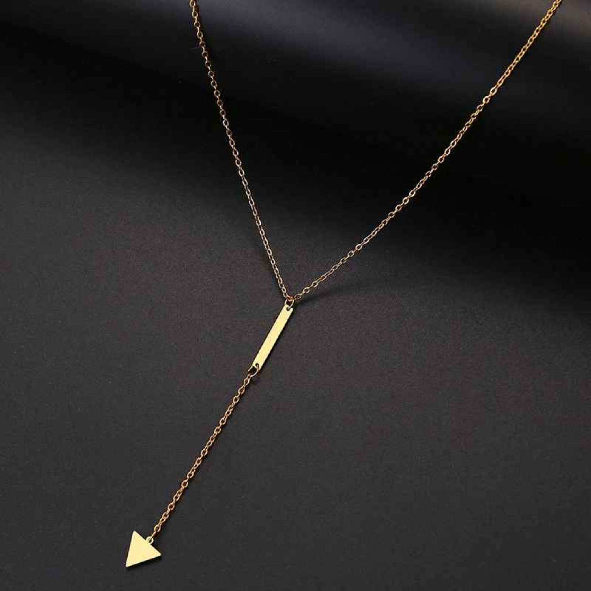 Amara – Stainless Steel Bar & Tassel Pendant Necklace