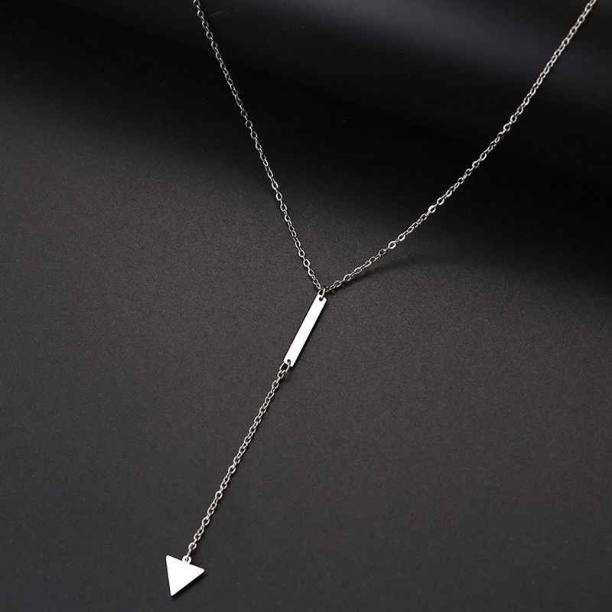 Amara – Stainless Steel Bar & Tassel Pendant Necklace