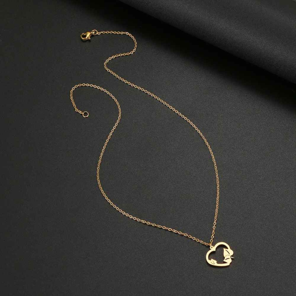 Nila – Stainless Steel Heart & Maple Leaf Pendant Necklace