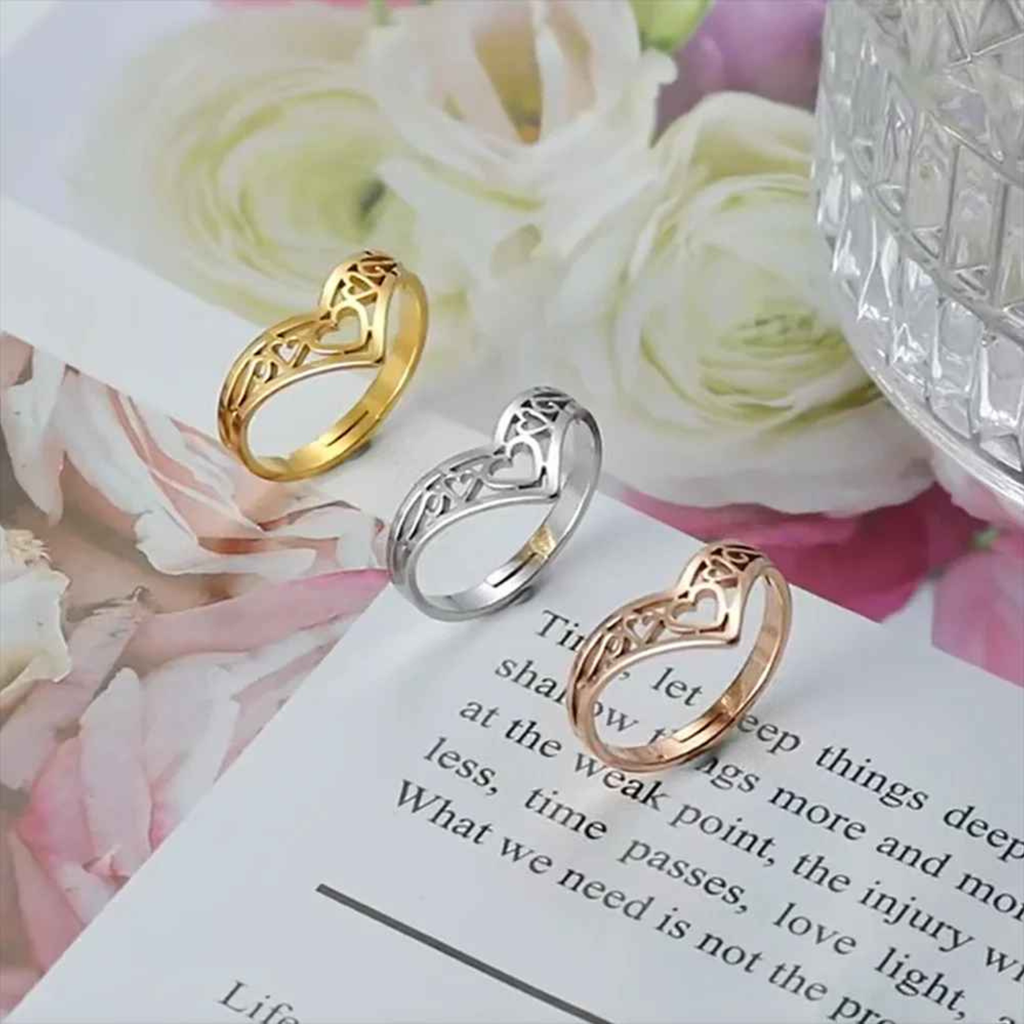 Rivo – Stainless Steel Hollow Heart Ring