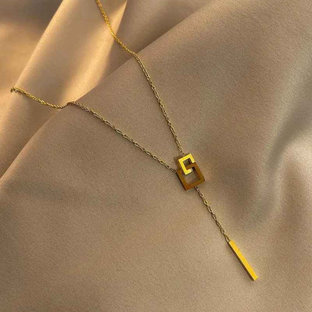 Sera – Stainless Steel Interlocking Squares & Tassel Pendant Necklace