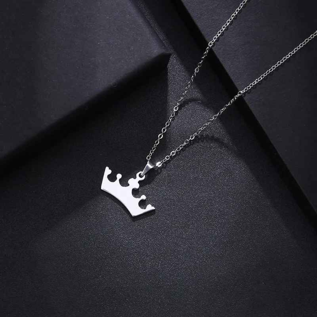 Taji – Stainless Steel Crown Pendant Necklace