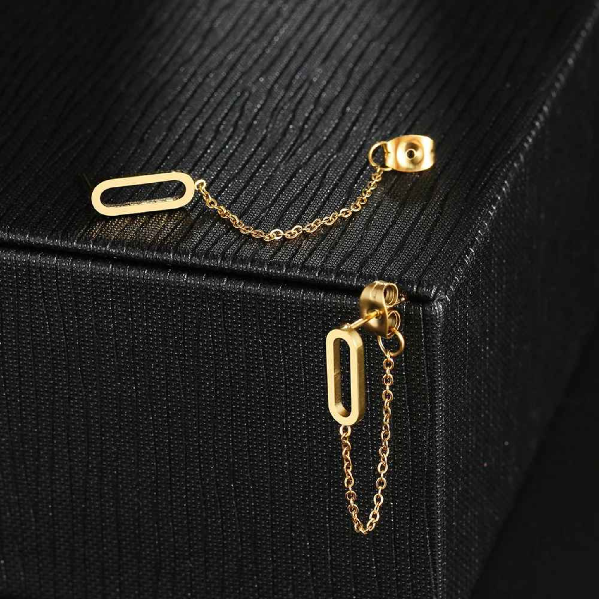 Tamu Hollow Round Rectangle Stainless Steel Studs