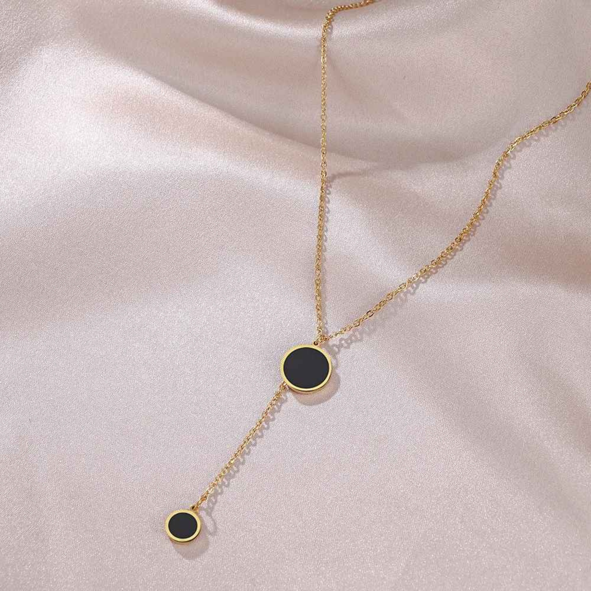 Vida – Stainless Steel Pendant Necklace